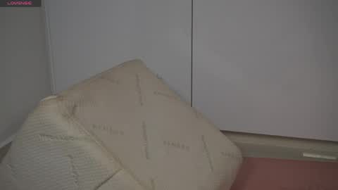 lulitauwu online show from May 25, 4:29 am