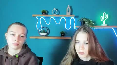 Snapshot of lulu_fly_ chatting on October 17, 8:40 am lulu_fly_ online show from October 17, 8:40 am