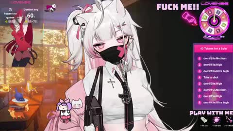 Lulu online show from April 14, 7:06 pm