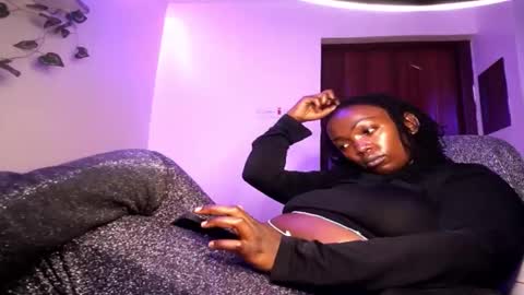 lulu_sparks1 online show from October 2, 8:13 am