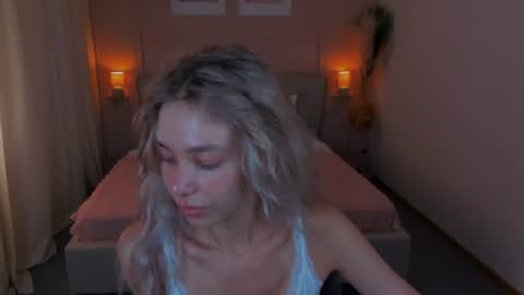 Alise online show from June 27, 2:23 pm