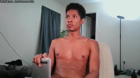 Snapshot of luminouscummer chatting on September 26, 3:14 am luminous online show from September 26, 3:14 am