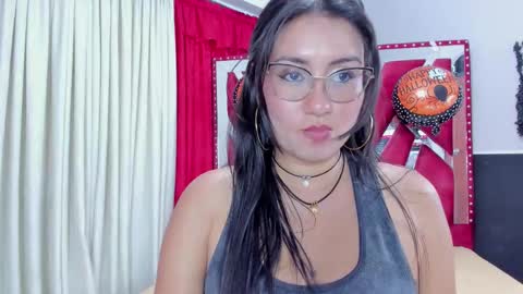 Luna  online show from October 29, 10:54 pm