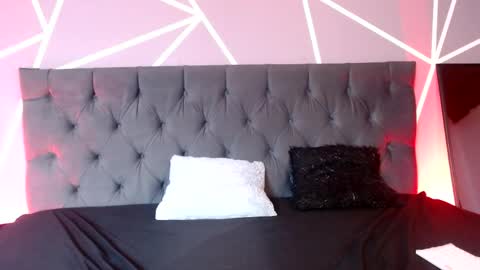 luna1126 online show from April 5, 12:13 pm