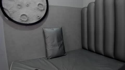 Luna online show from February 23, 11:56 am