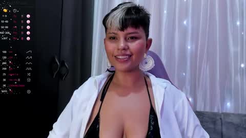 Snapshot of luna__cute chatting on March 1, 4:47 am Luna online show from March 1, 4:47 am