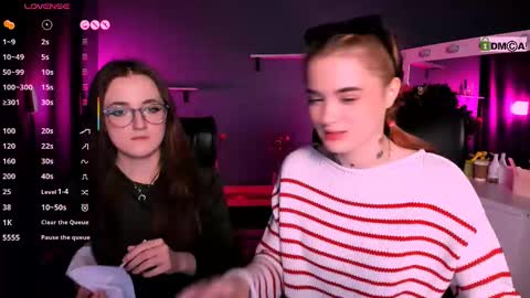 Snapshot of luna_berryy chatting on March 1, 8:10 pm luna_berryy online show from March 1, 8:10 pm