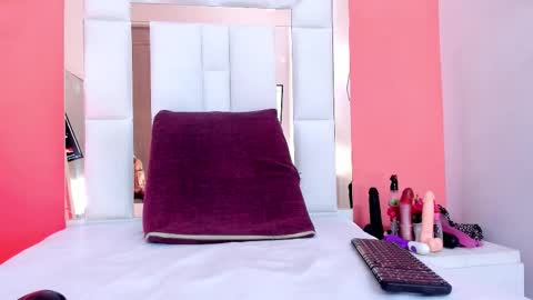 Luna online show from October 23, 10:21 pm