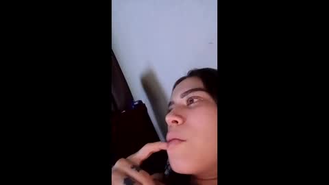 luna_fox_1327 online show from June 2, 6:26 am