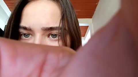 luna_fox_1327 online show from May 22, 6:47 pm
