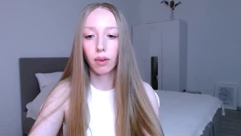 Luna online show from January 10, 9:31 pm