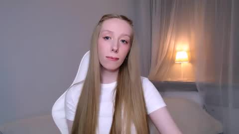 Luna online show from May 6, 11:33 pm