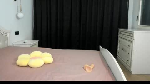      online show from February 27, 9:51 pm