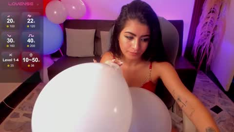 Luna  online show from February 7, 11:19 pm