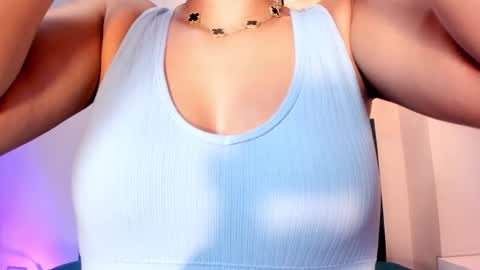 Luna Aspen online show from February 18, 6:19 pm