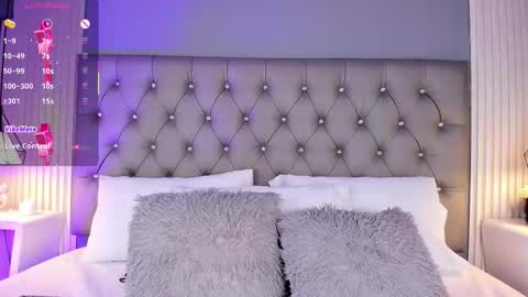 Luna  online show from March 25, 5:20 pm