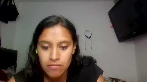 lunaevans42 online show from February 19, 7:24 pm