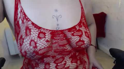 Lunafemme tf online show from March 13, 10:46 pm