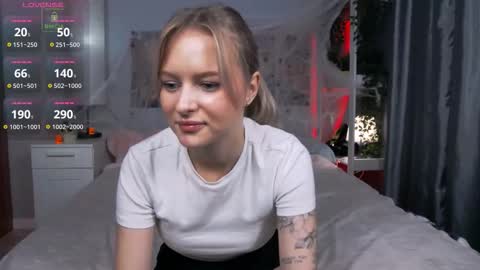 Luna online show from October 20, 1:49 pm