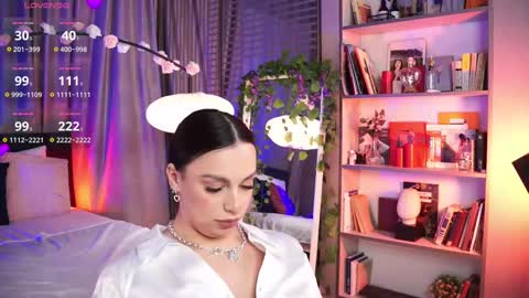 Luna  next streams Mon Fri Sat Sun 8pm-5am gmt0 online show from March 10, 12:07 am