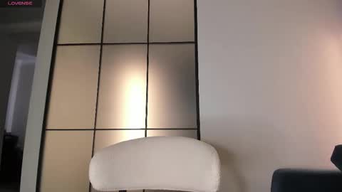 Aisha online show from November 1, 9:19 am