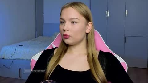 Luna online show from November 7, 11:56 am