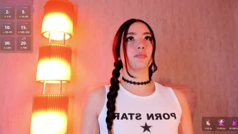 Luna  online show from April 15, 7:58 pm