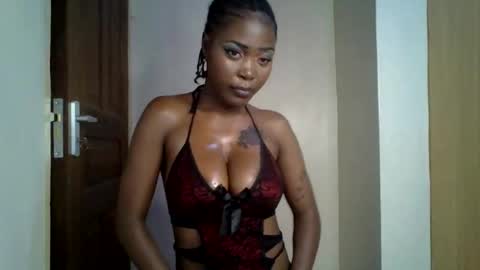 lunargoddess45 online show from February 3, 2:53 am