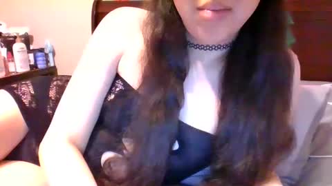 Snapshot of lunastclaire chatting on December 11, 7:09 am Onlyfans LunaMichelly Snapchat LunaStClaire Instagram LunaMeShell Twitter LunaStClaire online show from December 11, 7:09 am