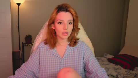 Kate online show from April 12, 4:44 pm