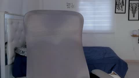 Lunay online show from April 15, 3:26 pm