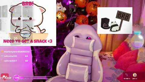 Snapshot of lunna_greys chatting on October 11, 1:43 am lunnag online show from October 11, 1:43 am