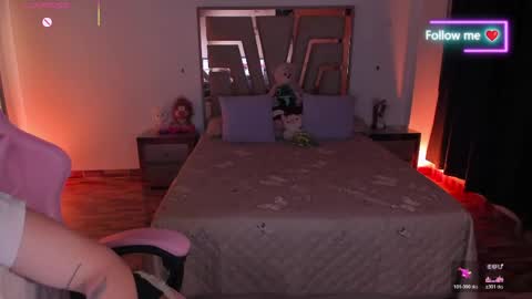 LUNA ROSE online show from May 12, 3:04 am
