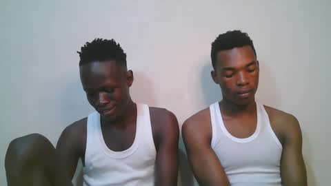 luoislove online show from February 6, 5:16 pm