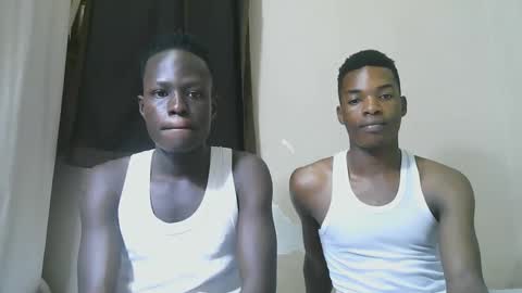 luoislove online show from January 8, 9:37 am