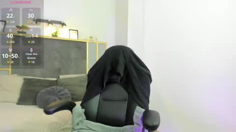 Lurea pearl online show from October 22, 5:10 am