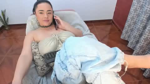 Snapshot of luscious86 chatting on February 1, 9:08 pm PAULINA online show from February 1, 9:08 pm