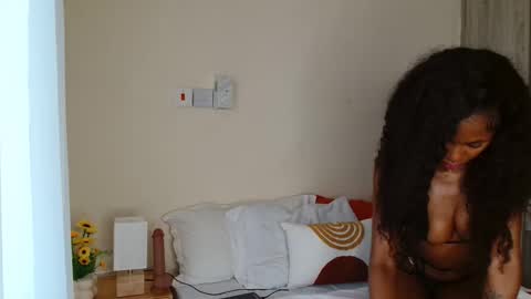 Karly    follow for next broadcast updates kisses online show from November 13, 12:19 pm