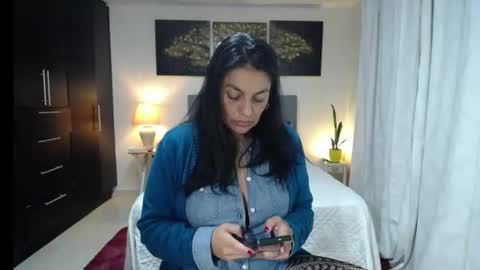 Angela 3 online show from June 21, 1:12 am