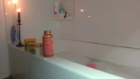 Listful Lillith online show from February 19, 5:28 am