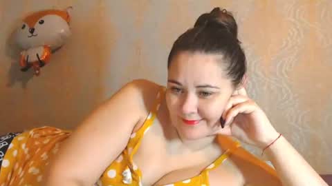 lustifulm online show from April 19, 2:29 pm