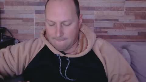 lustonfan online show from May 22, 12:01 pm