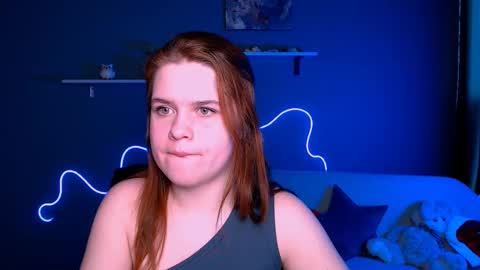 lusy_puff online show from February 11, 9:53 am