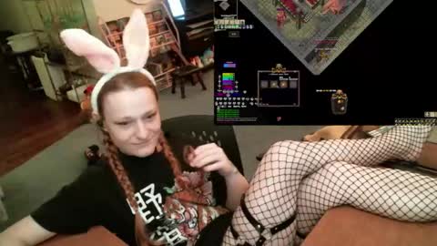 luuluuforever online show from February 26, 3:43 am