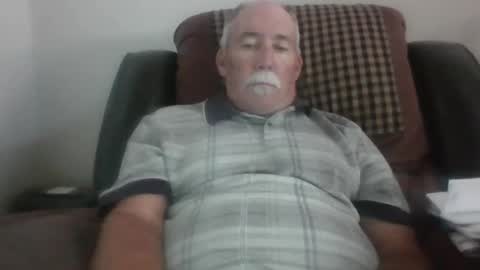 luv269er online show from April 23, 6:42 pm