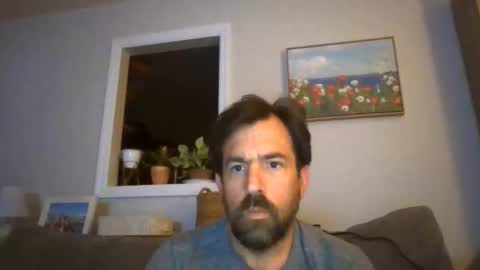 Luv2likslit online show from April 24, 7:10 am