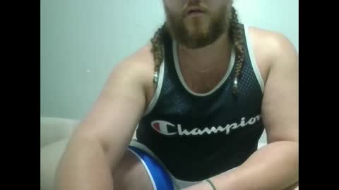 luvmesluts online show from September 29, 6:34 am