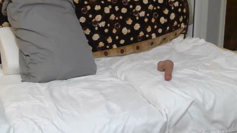 M Jordan online show from November 16, 6:59 am