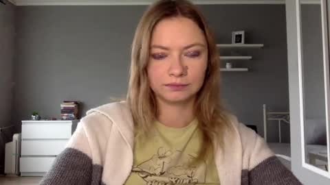 Millie online show from October 6, 7:04 am