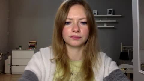 Millie online show from November 25, 10:08 pm